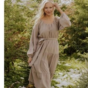 Very J prairie dress in tan-grey.
